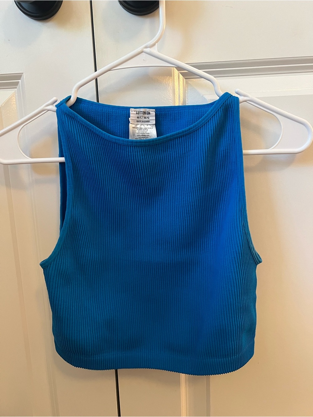 Blue cropped tank - Picture 2 of 4